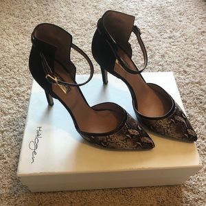 Halogen snake print/brown suede heels! 👠